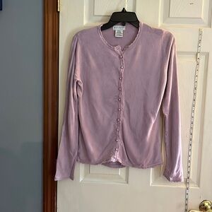 White stag-size S-violet purple cardigan sweater with violet pearl shaped button